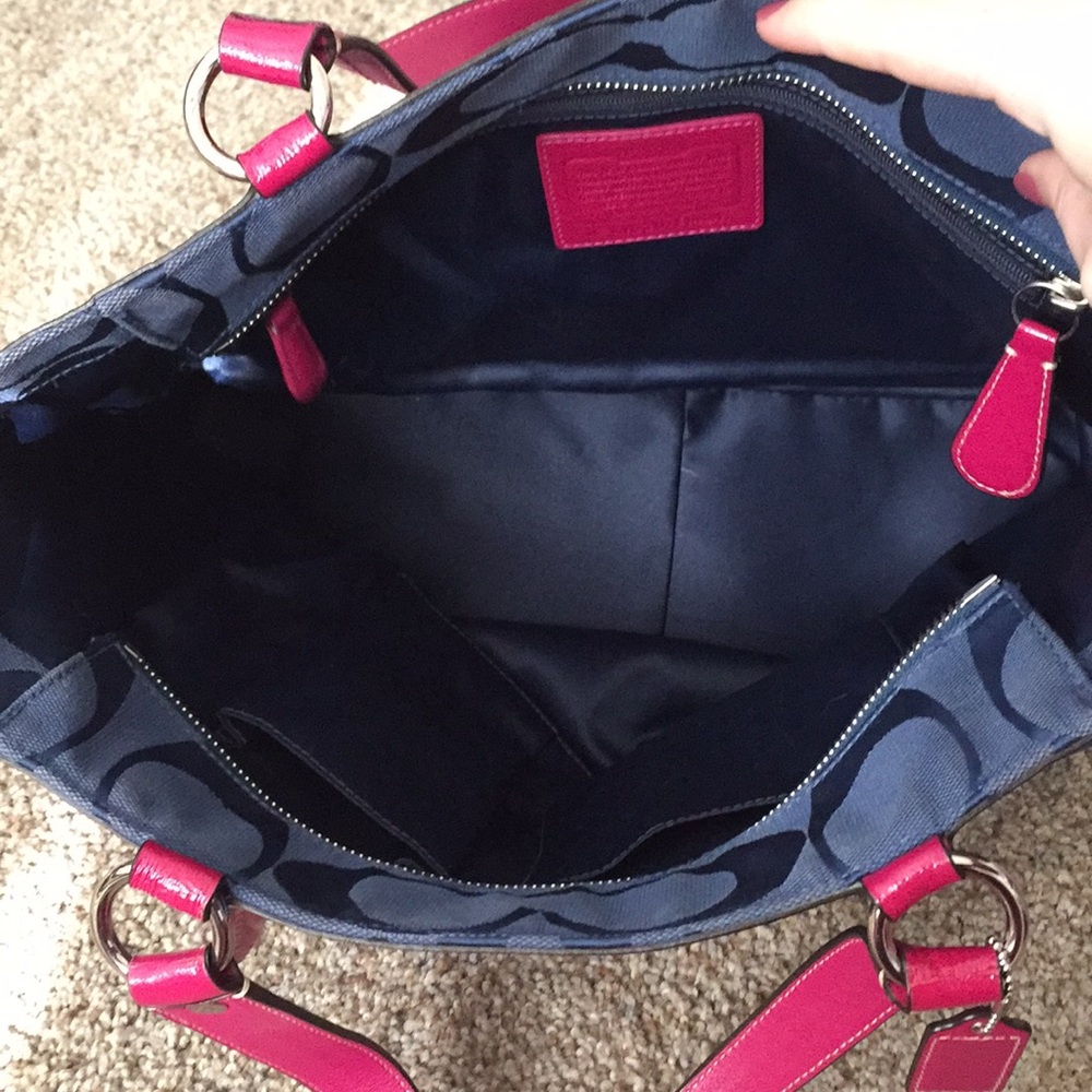 Coach tote - Picture 6 of 10